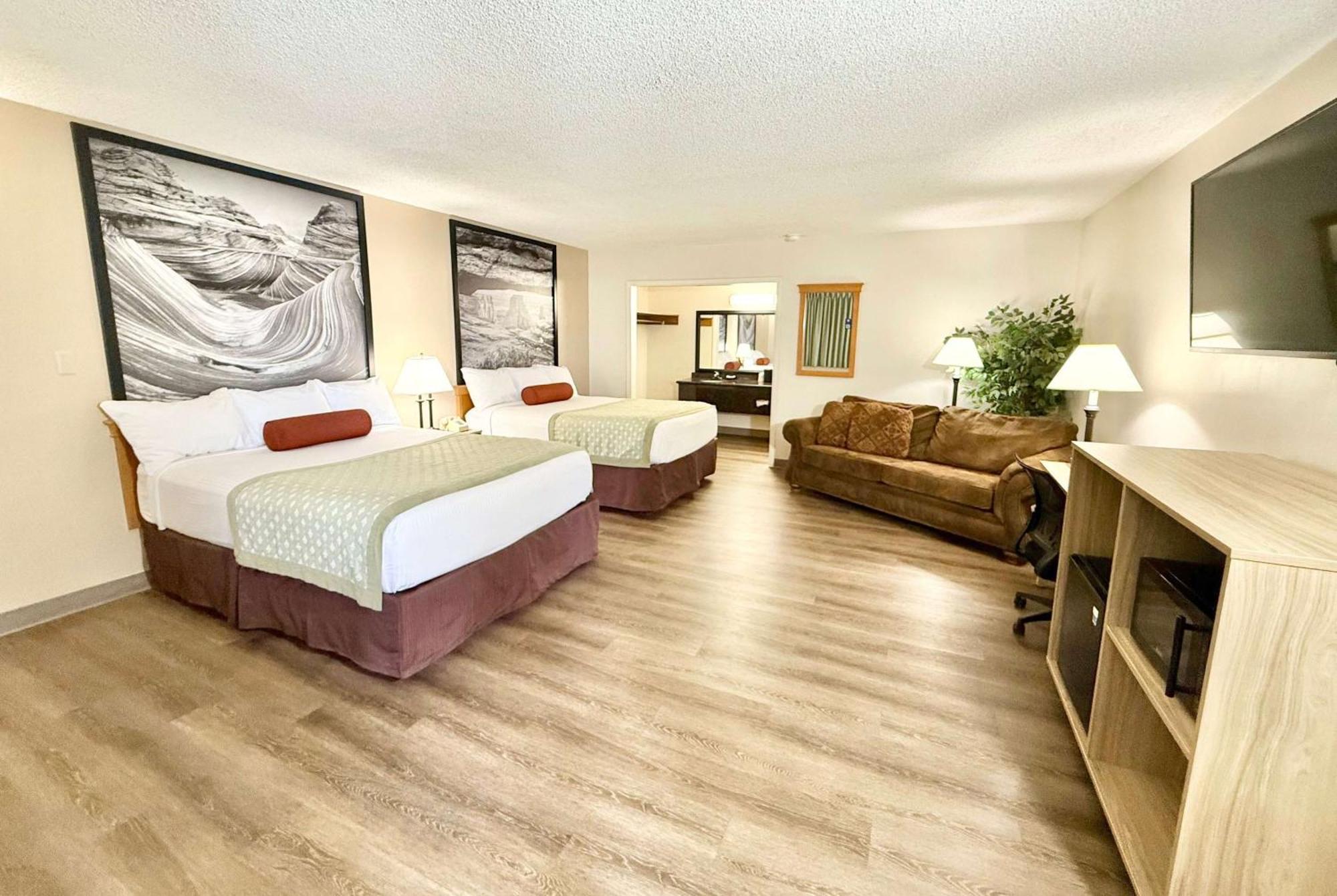 Super 8 By Wyndham Salina/Scenic Hills Area Hotel Kültér fotó